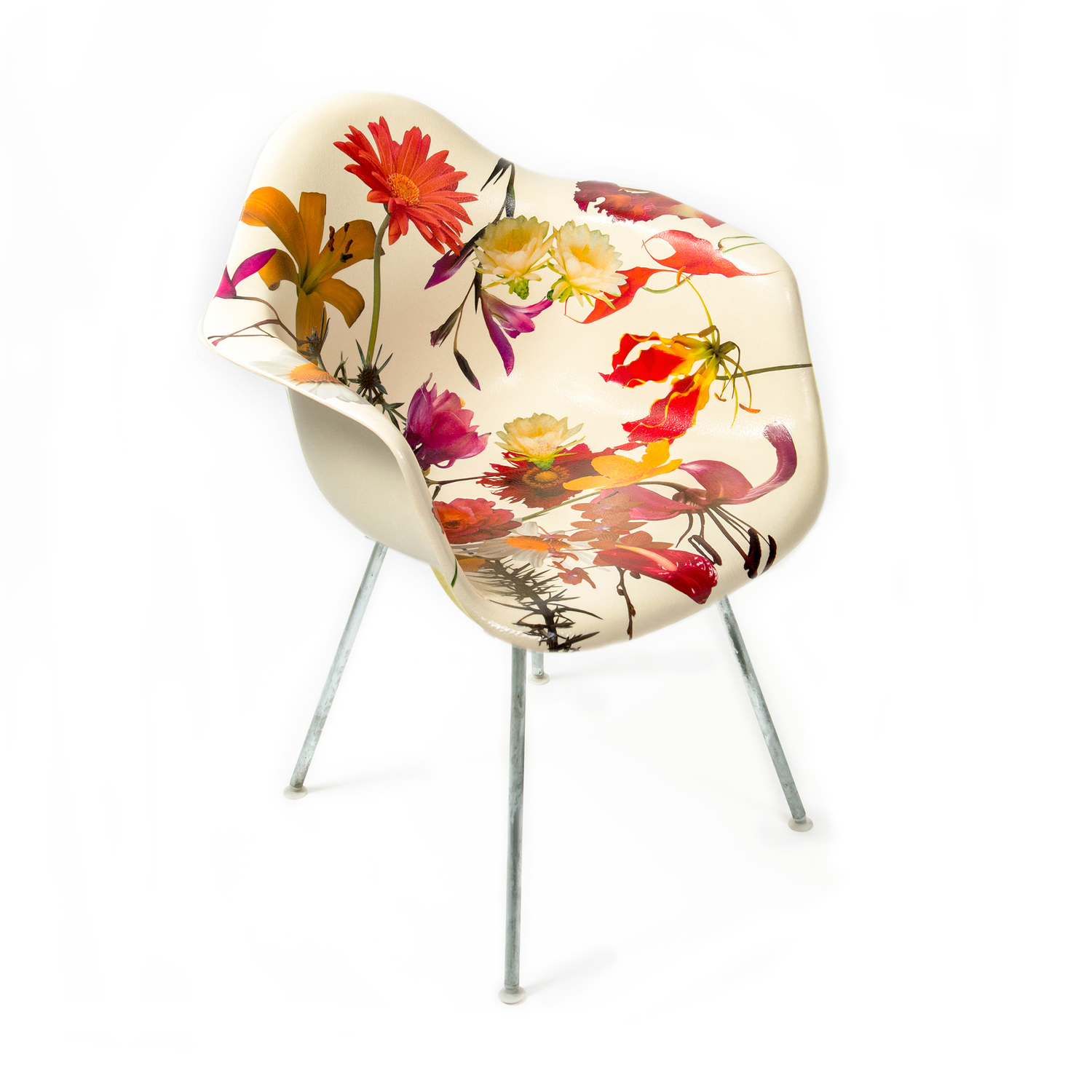 Estlund_GenusChair_Floral_Side_web