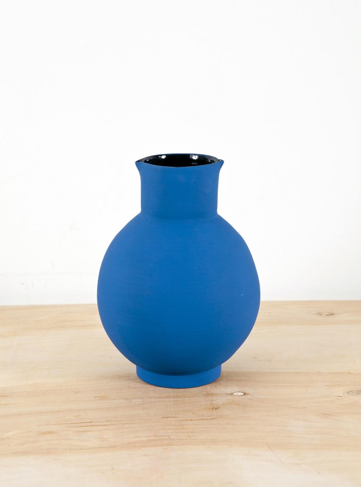 SightUnseen_Blueroundvase