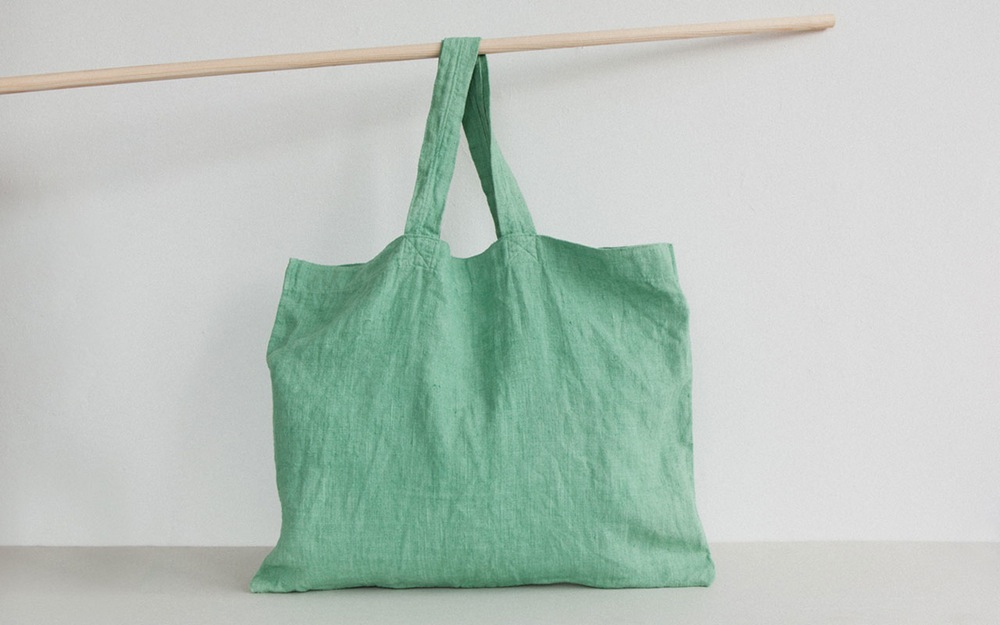 Hazel-Stark-natural-dye-textiles-tote-hanging