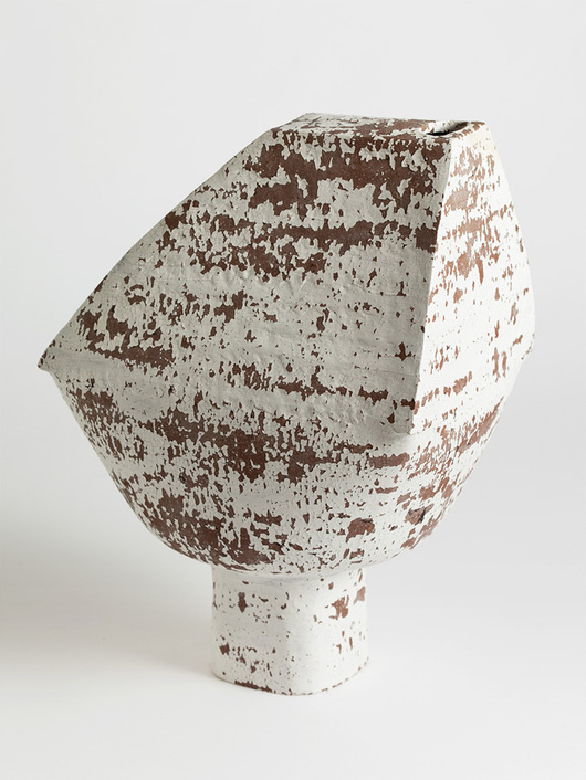 cracked_slip_roof_vase