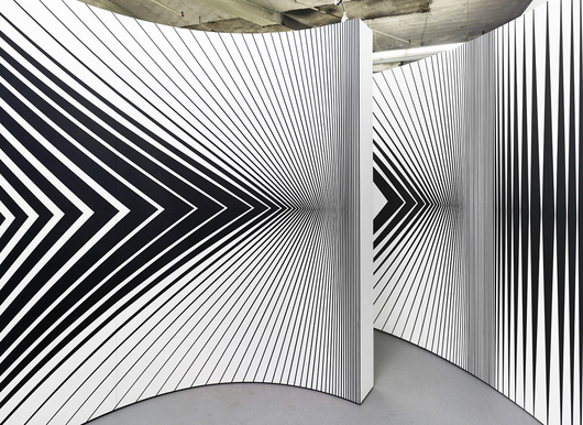 trend_opart_bridgetriley