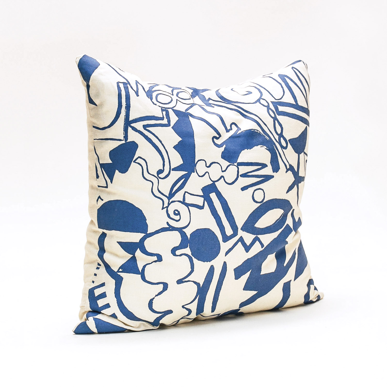 BH_Pillow_Scatter