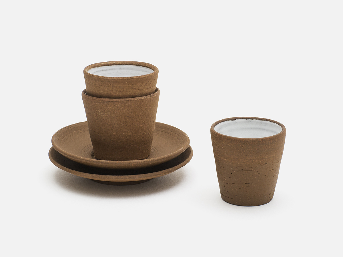 Photo_by_Antti_Pulli_Terracotta_espresso_cups_by_Calle_Forsberg_sm