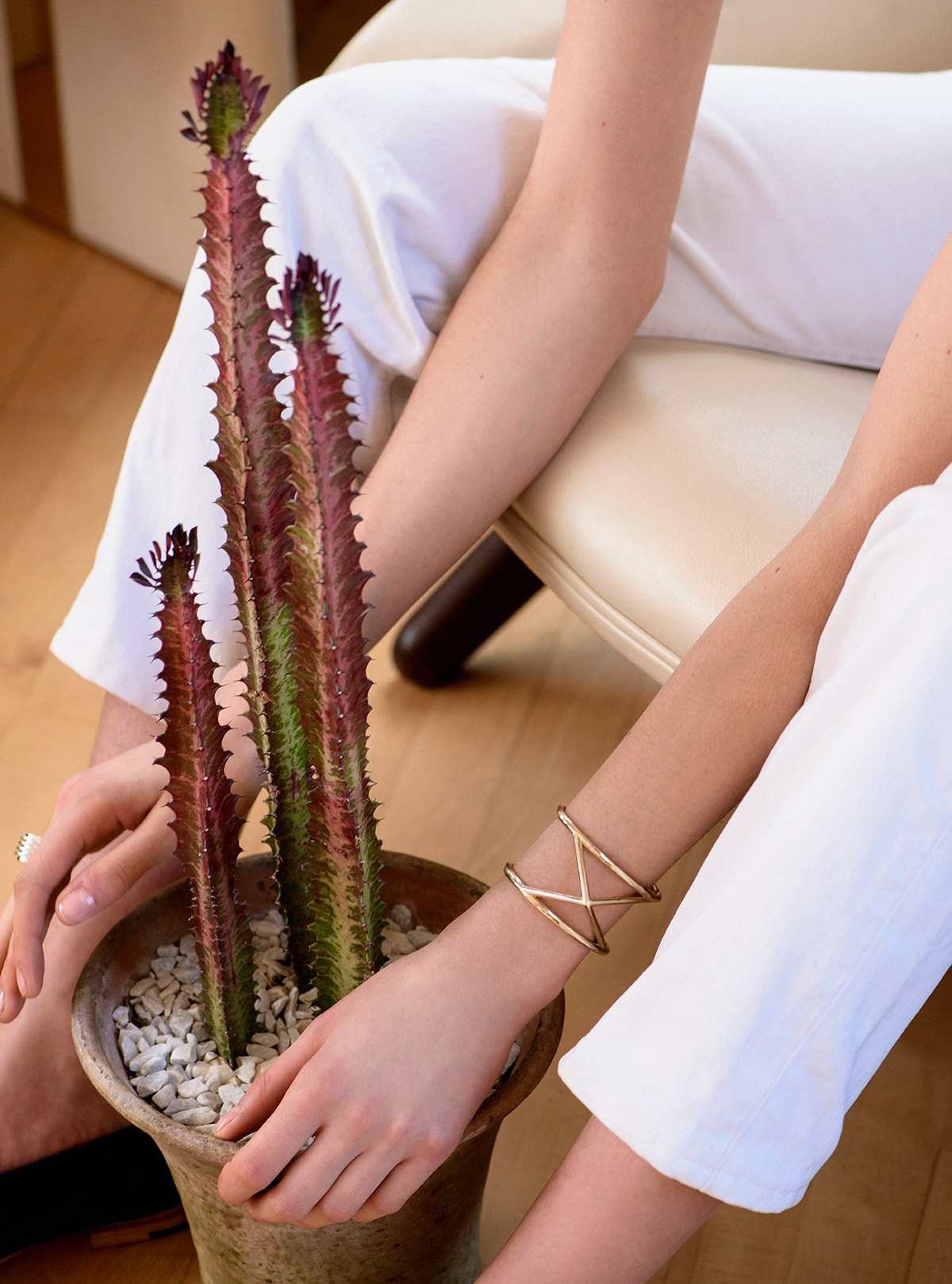 architecture-inspired jewelry by Agmes