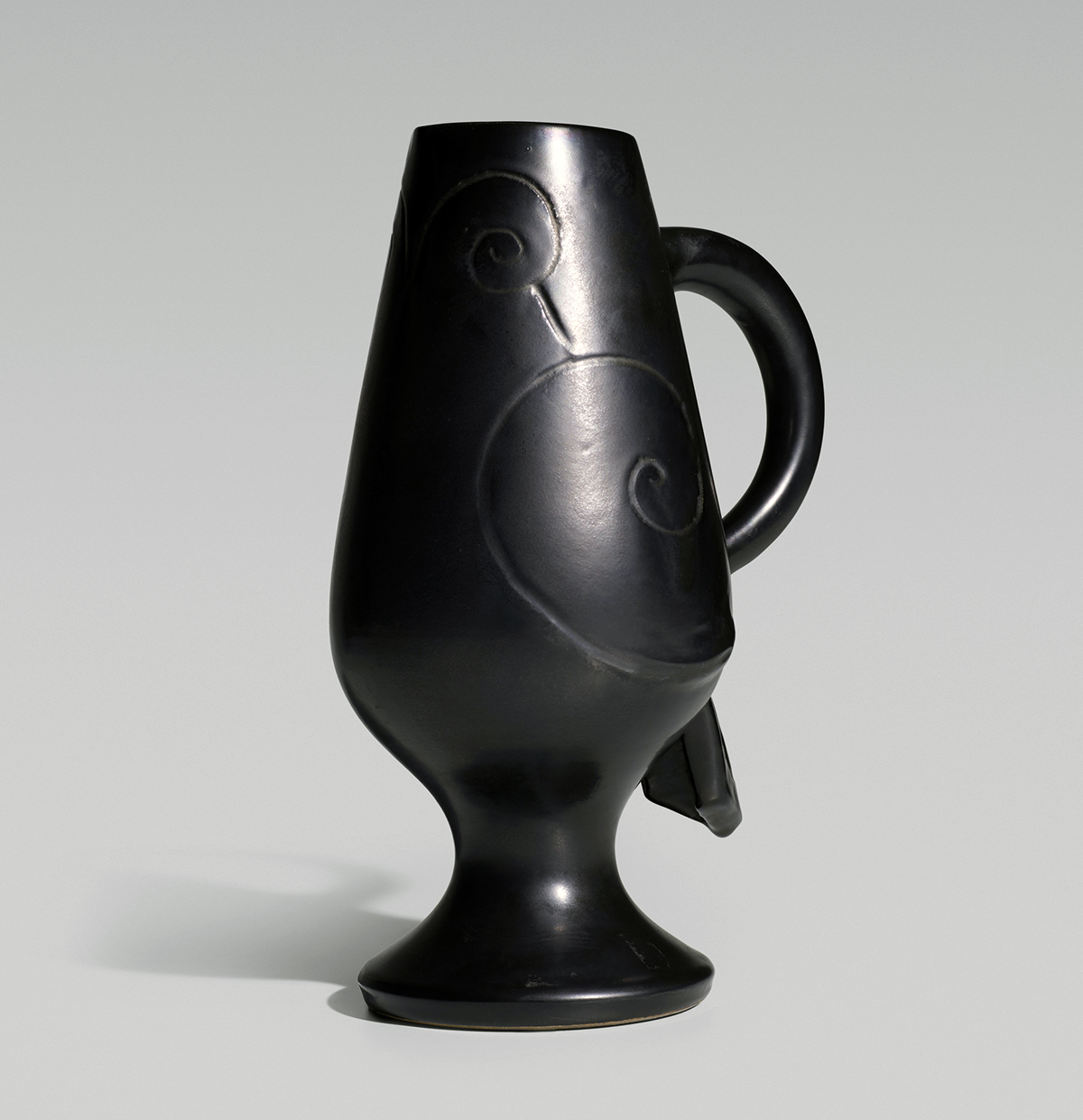 158_1_design_march_2016_georges_jouve_pitcher__wright_auction