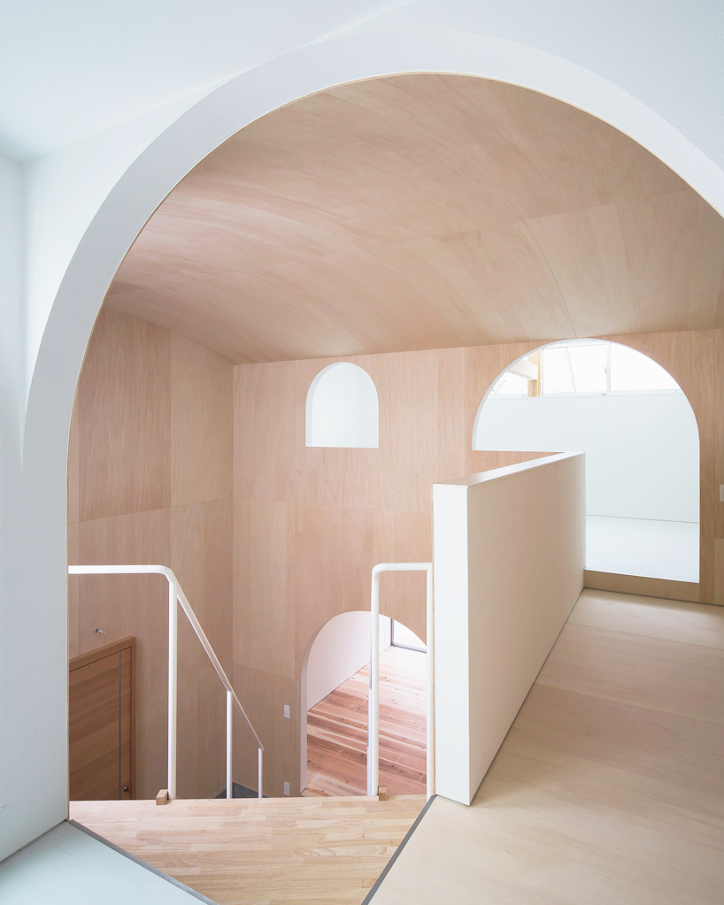 container-design-country-in-kudamatsu-yamaguchi-japan-designboom-06