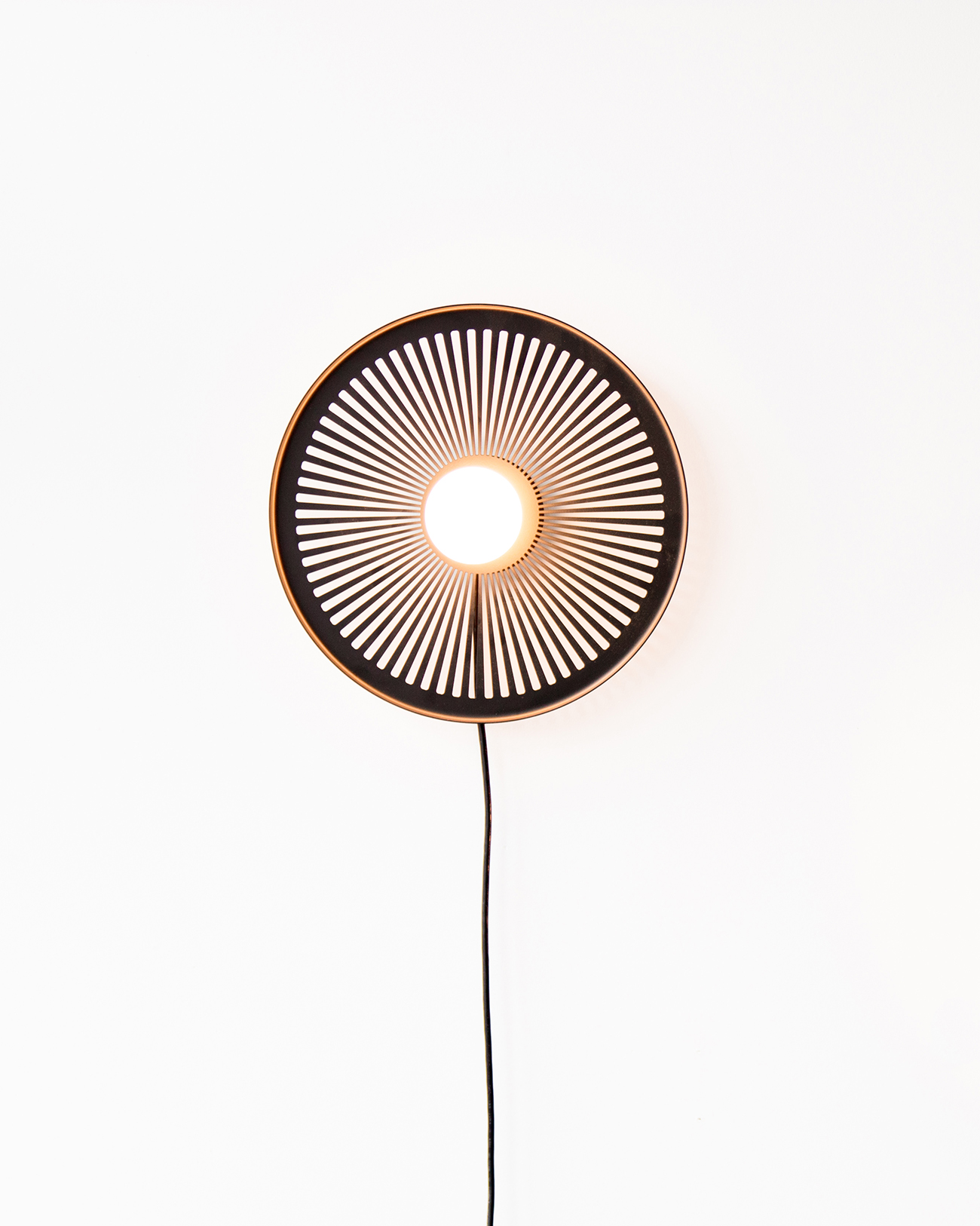 spun-sconce-3