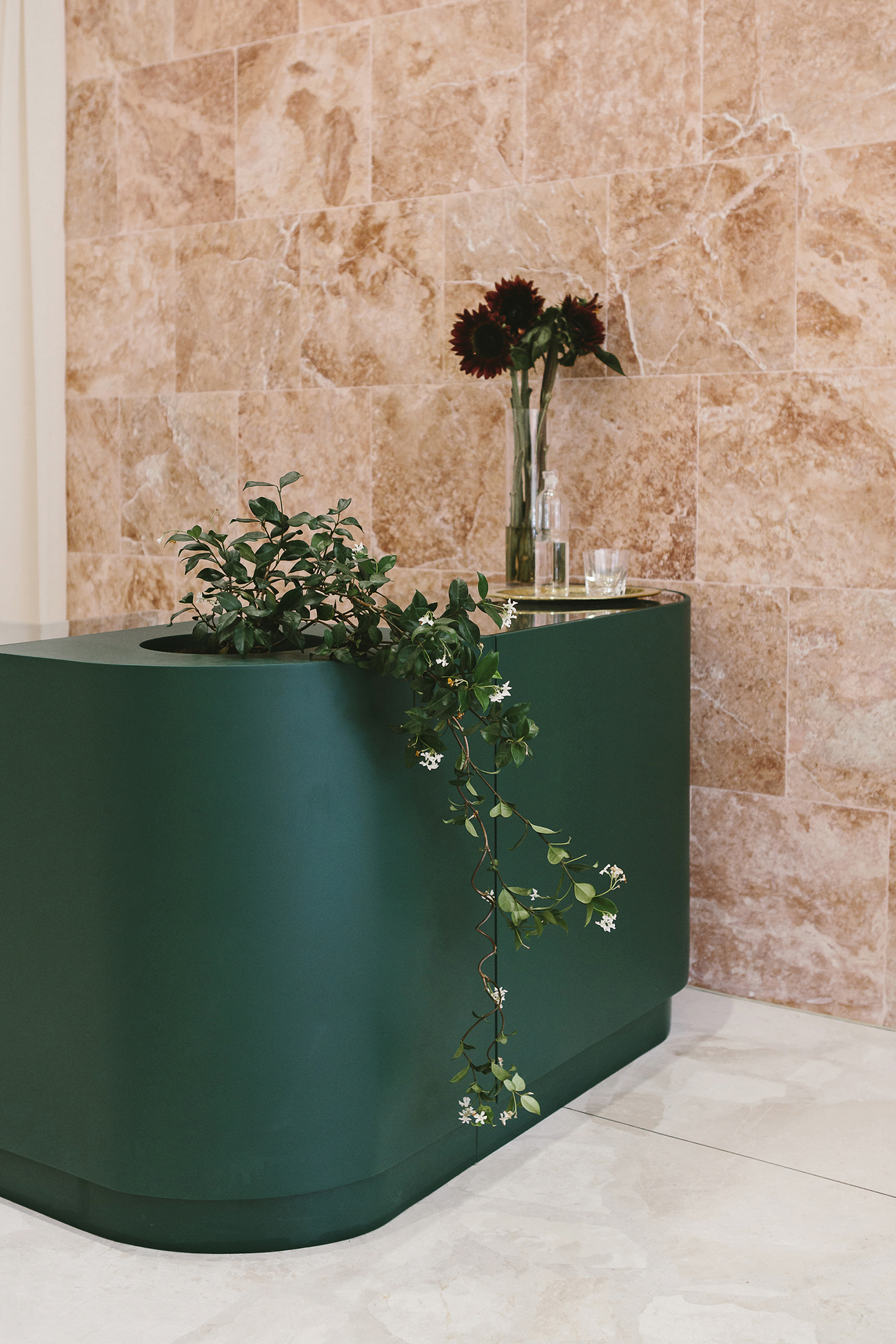 Margot Molyneux_Shop_020