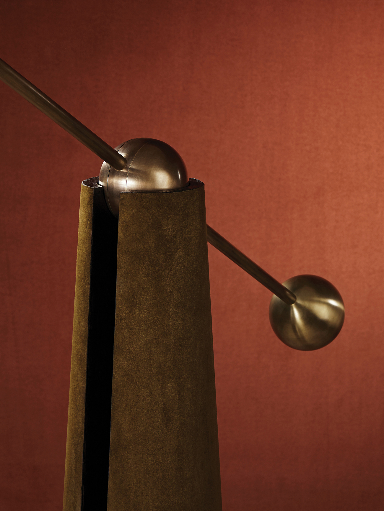 APPARATUS - METRONOME ARTICULATING FLOOR LAMP - DETAIL - PRESS