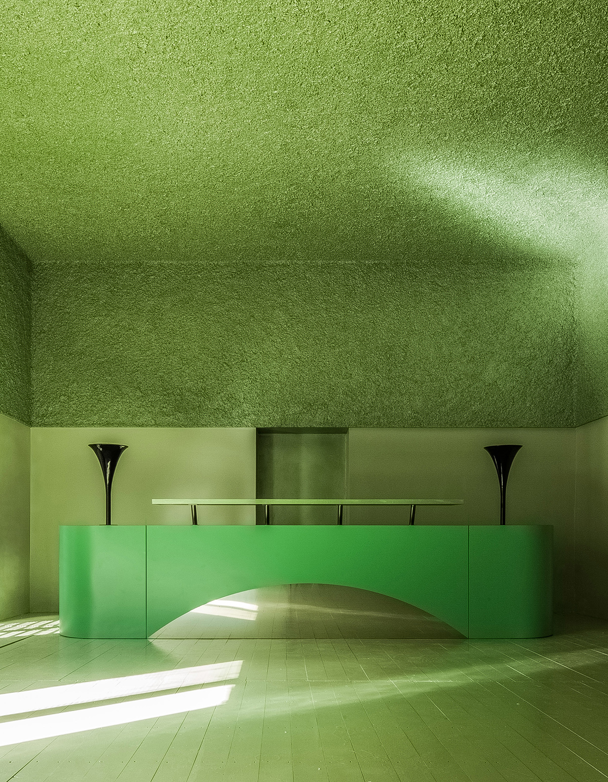 crepuscular-green-antonino-cardillo-interiors-_dezeen_2364_col_3