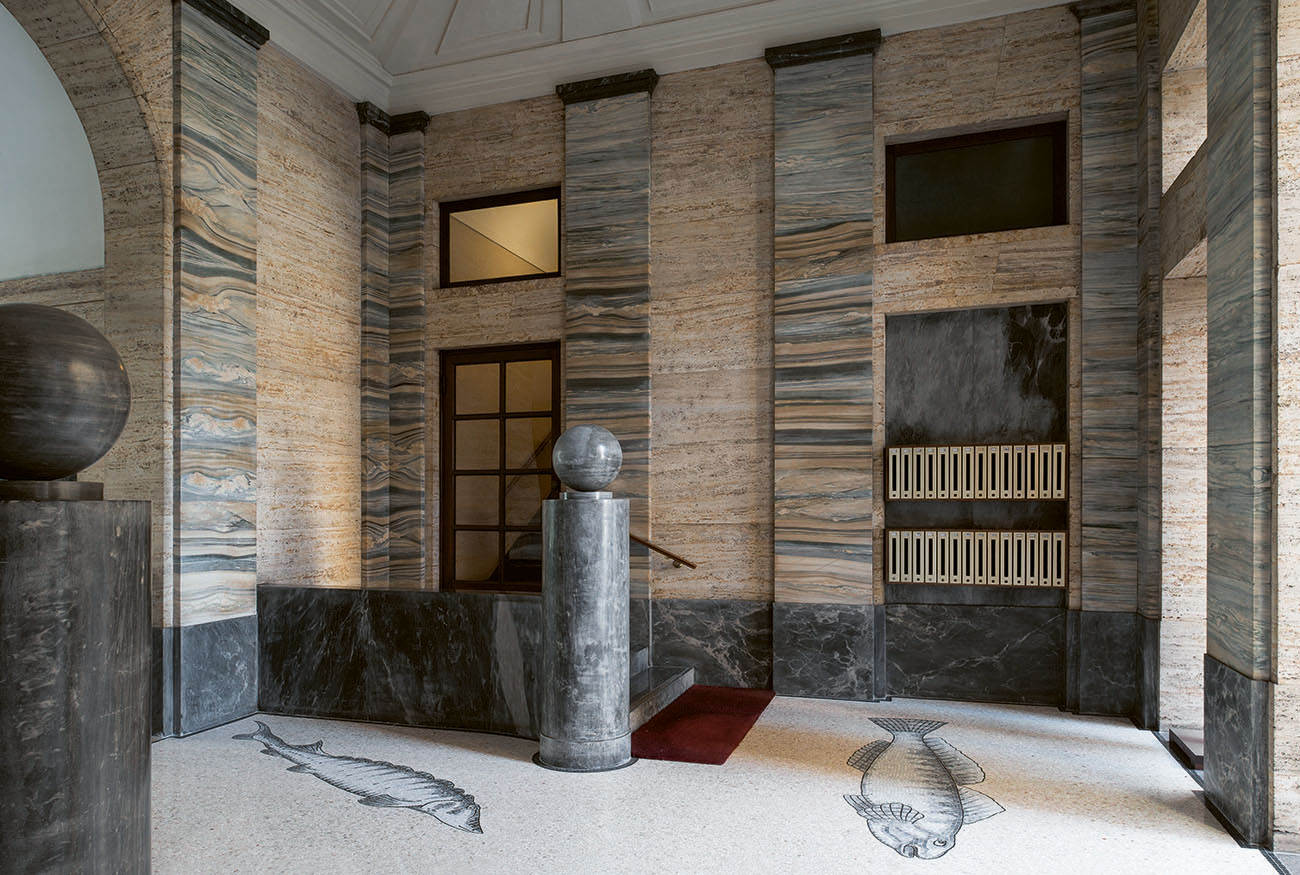 fo_entryways_of_milan_p020_