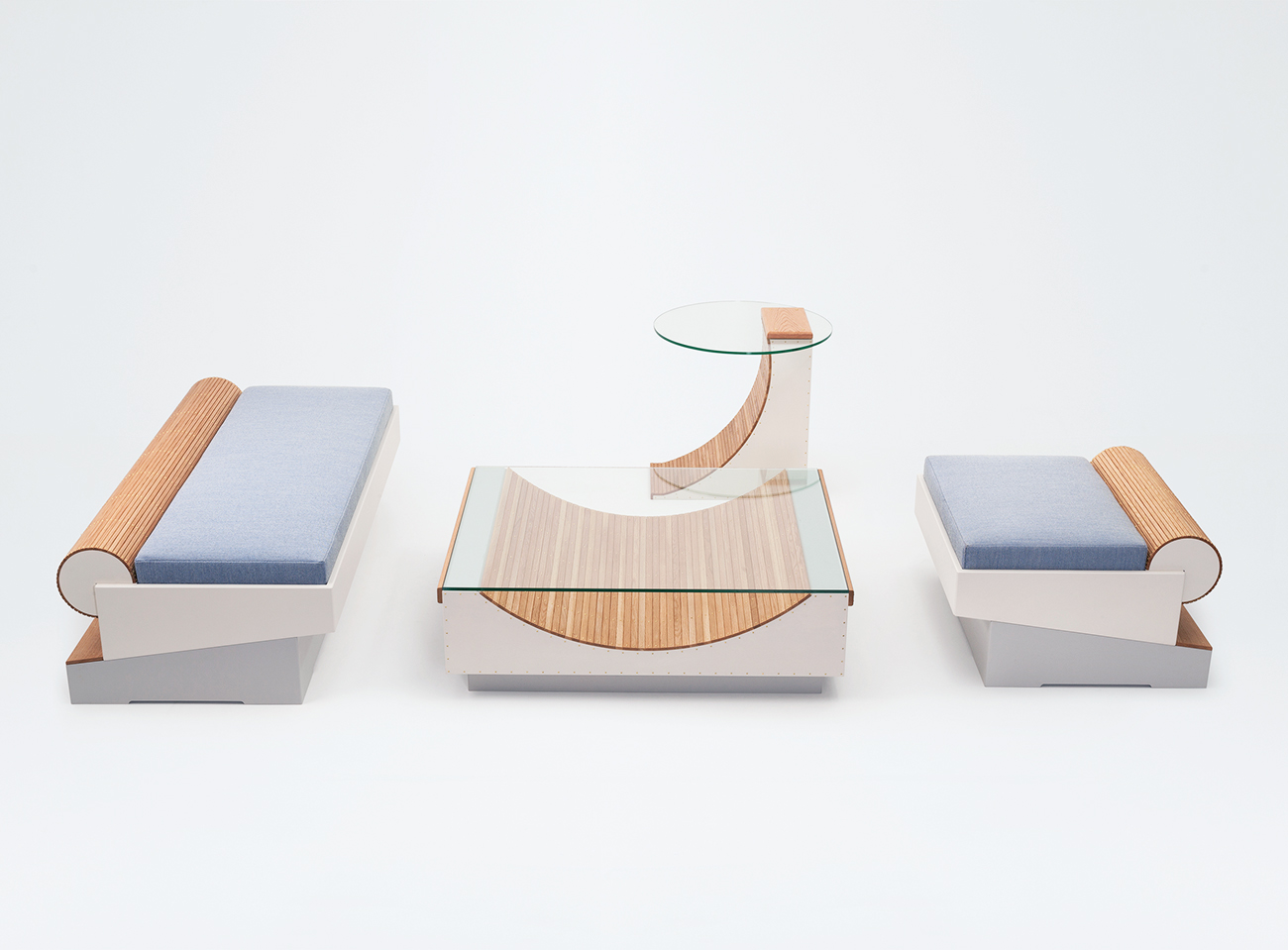 01 - Kunsik Choi - Boarding furniture