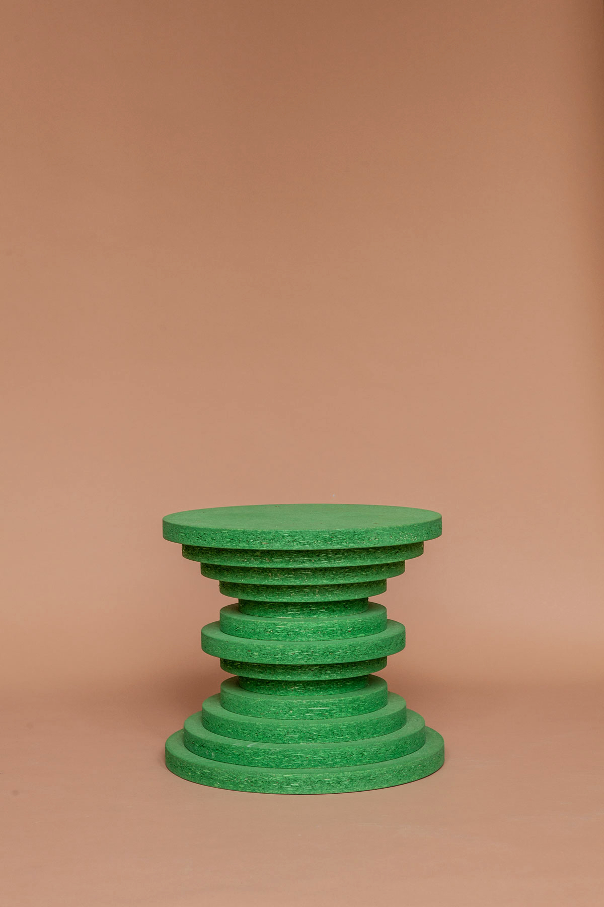 __maniera_stool_green1_martina_bjorn