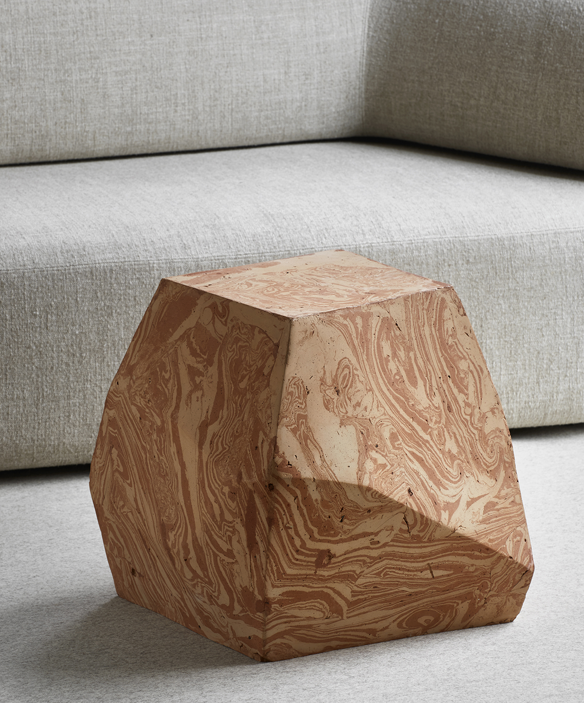 Collection-particuliere-TERRA-sidetable-Luca_Erba2