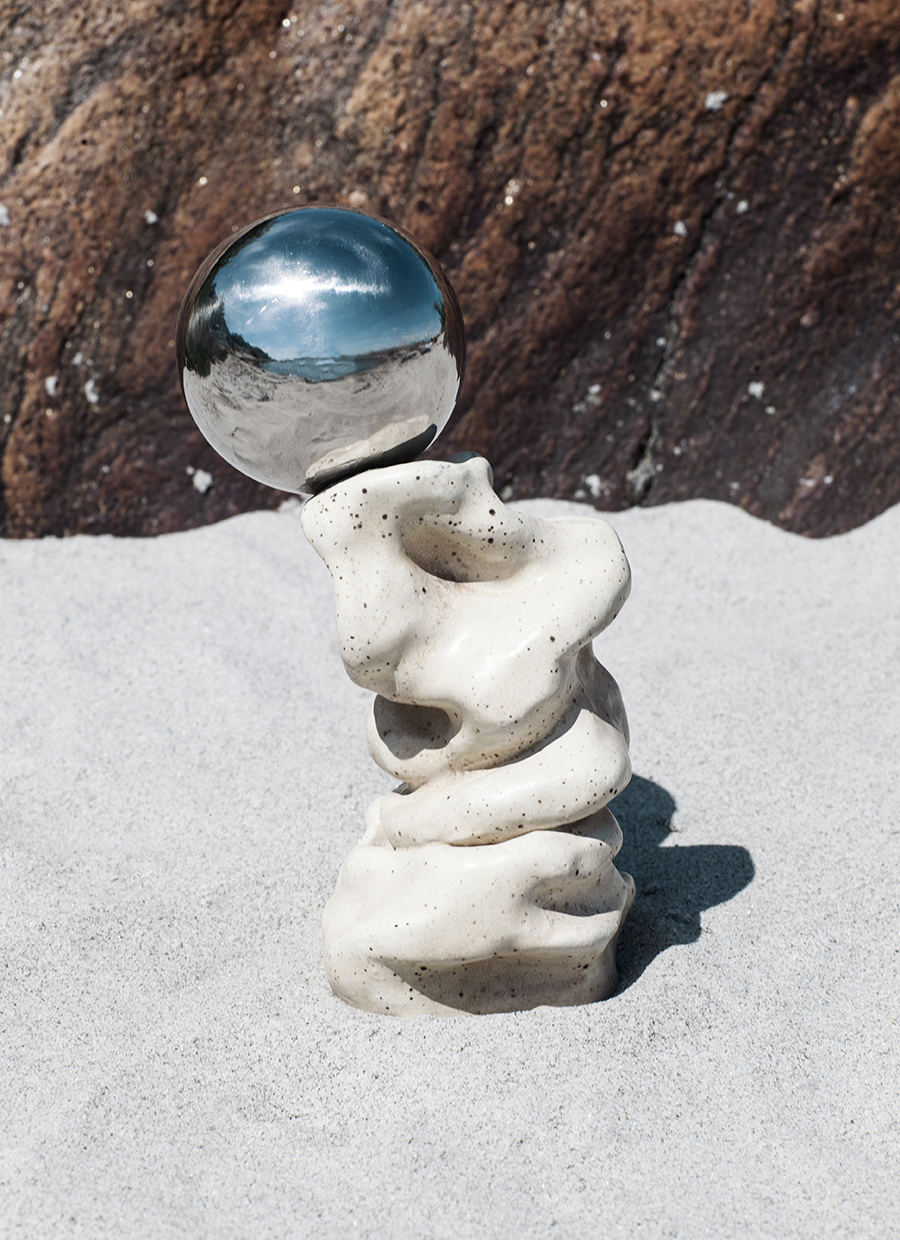 MALOU SILVER SPHERE ON BEACH