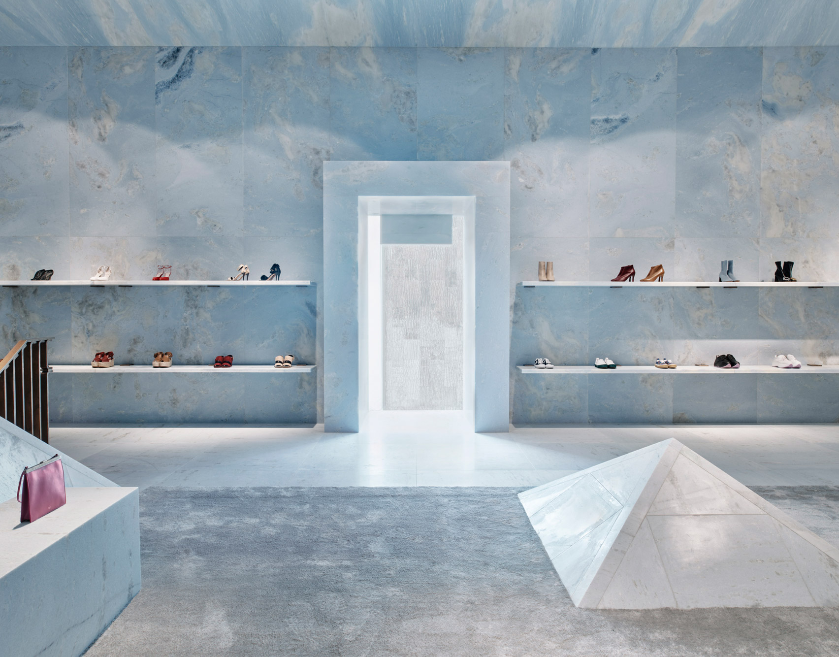 celine-valerio-olgiati-interiors-retail-shops-marble-miami-florida-usa-_dezeen_1704_col_3