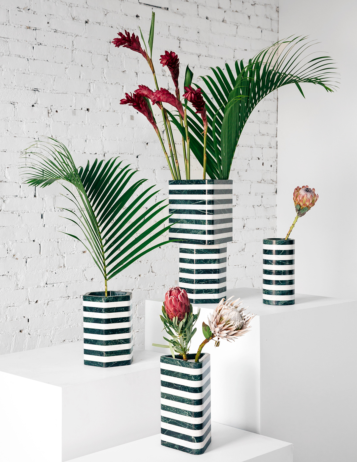 SS_FtStandard_Vases