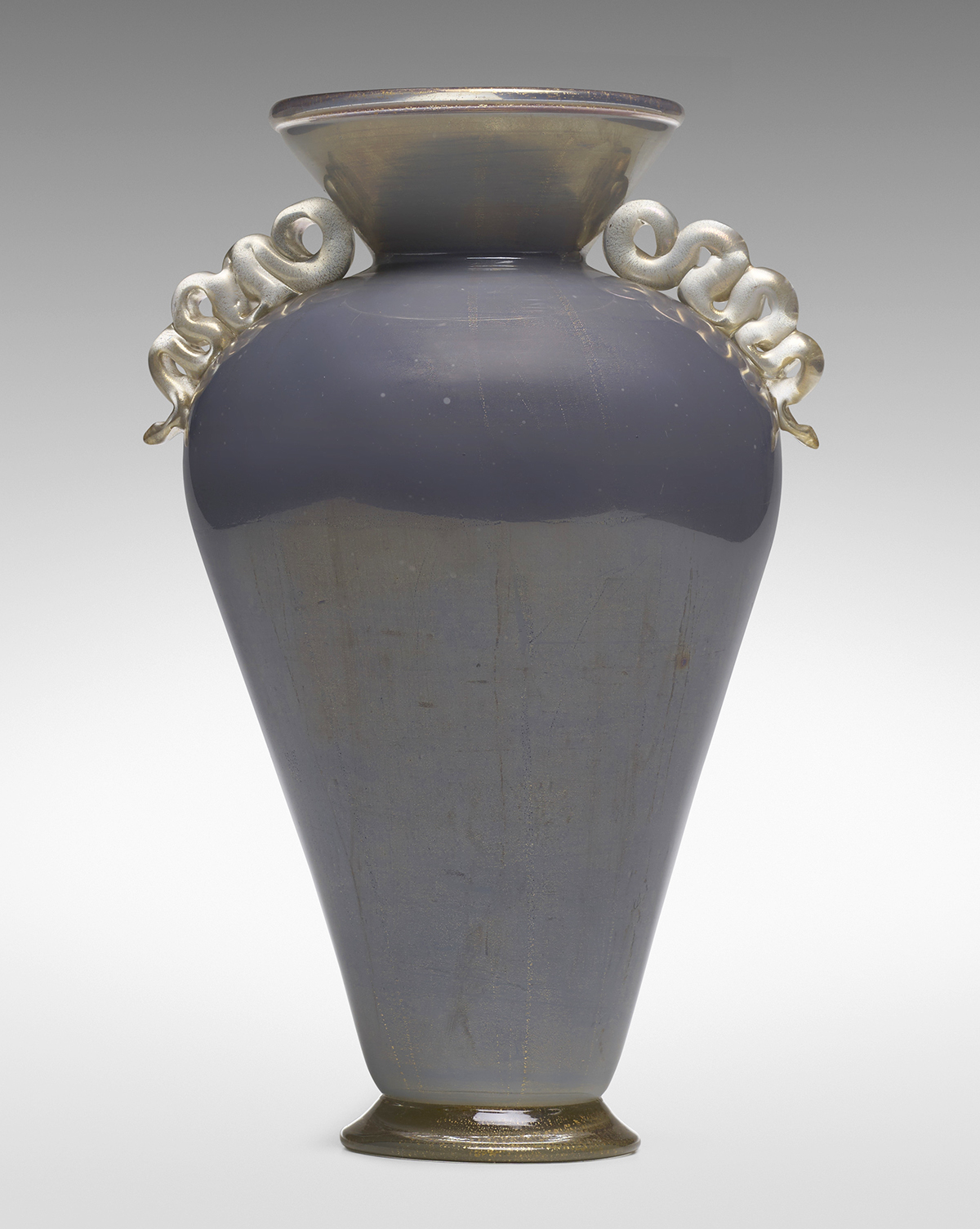 113_1_important_italian_glass_january_2019_flavio_poli_and_alfredo_barbini_grigio_oro_vase_model_z949__wright_auction