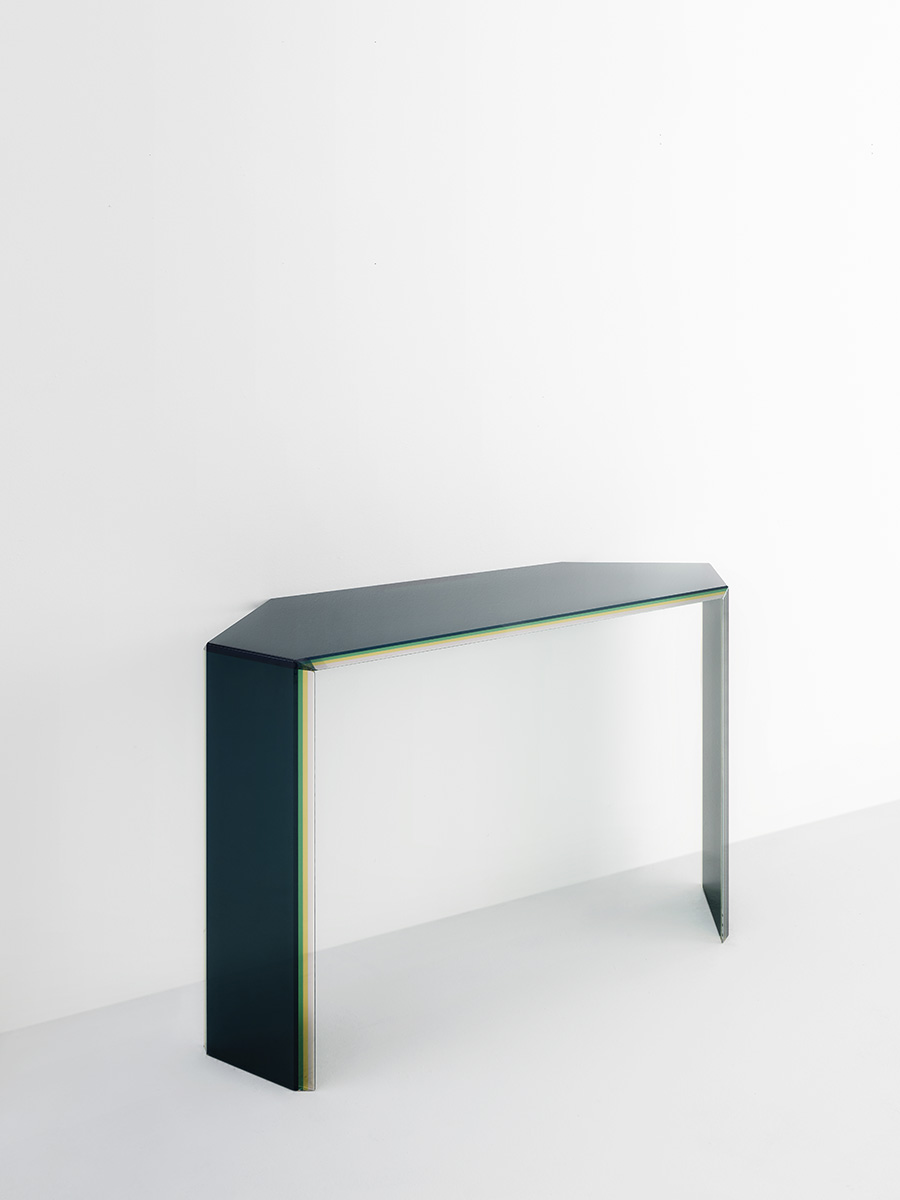 BISEL_console_PatriciaUrquiola_02