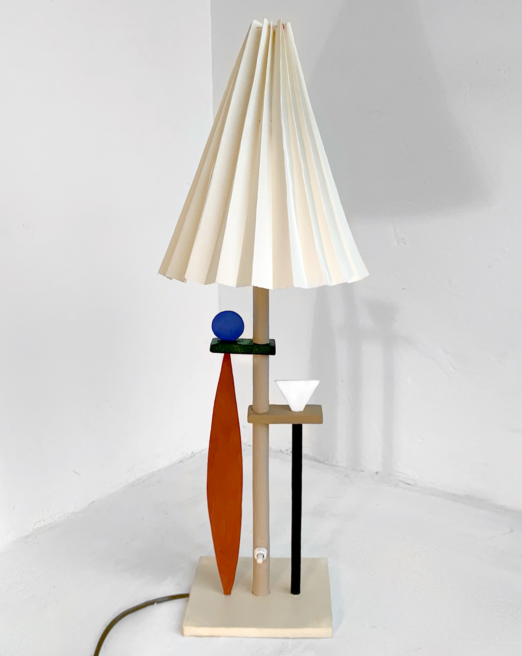 BiancaMiroSkoudy_Lamp