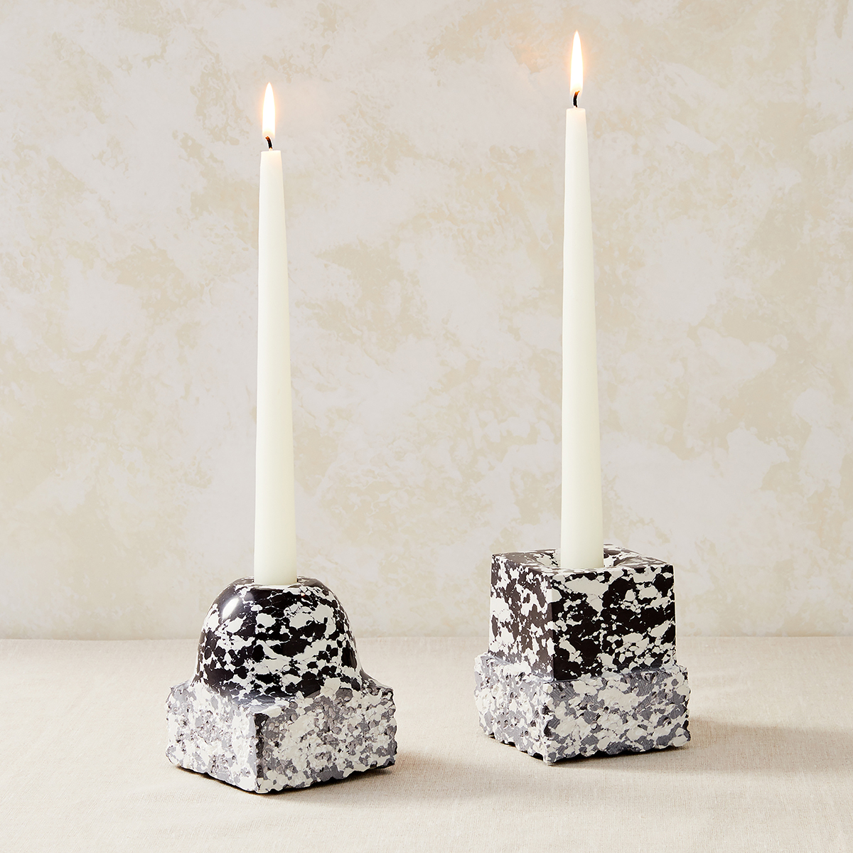 hyb-grp-swirled-stone-candleholders-sp20-d1-main-017-1