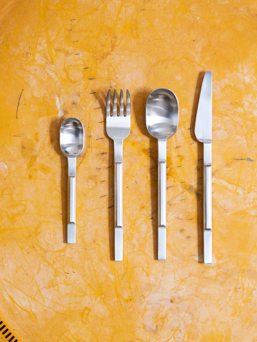 Valerie_Objects_cutlery_by_Koichi_Futatsumata_-_studio_x_viaduct_900x