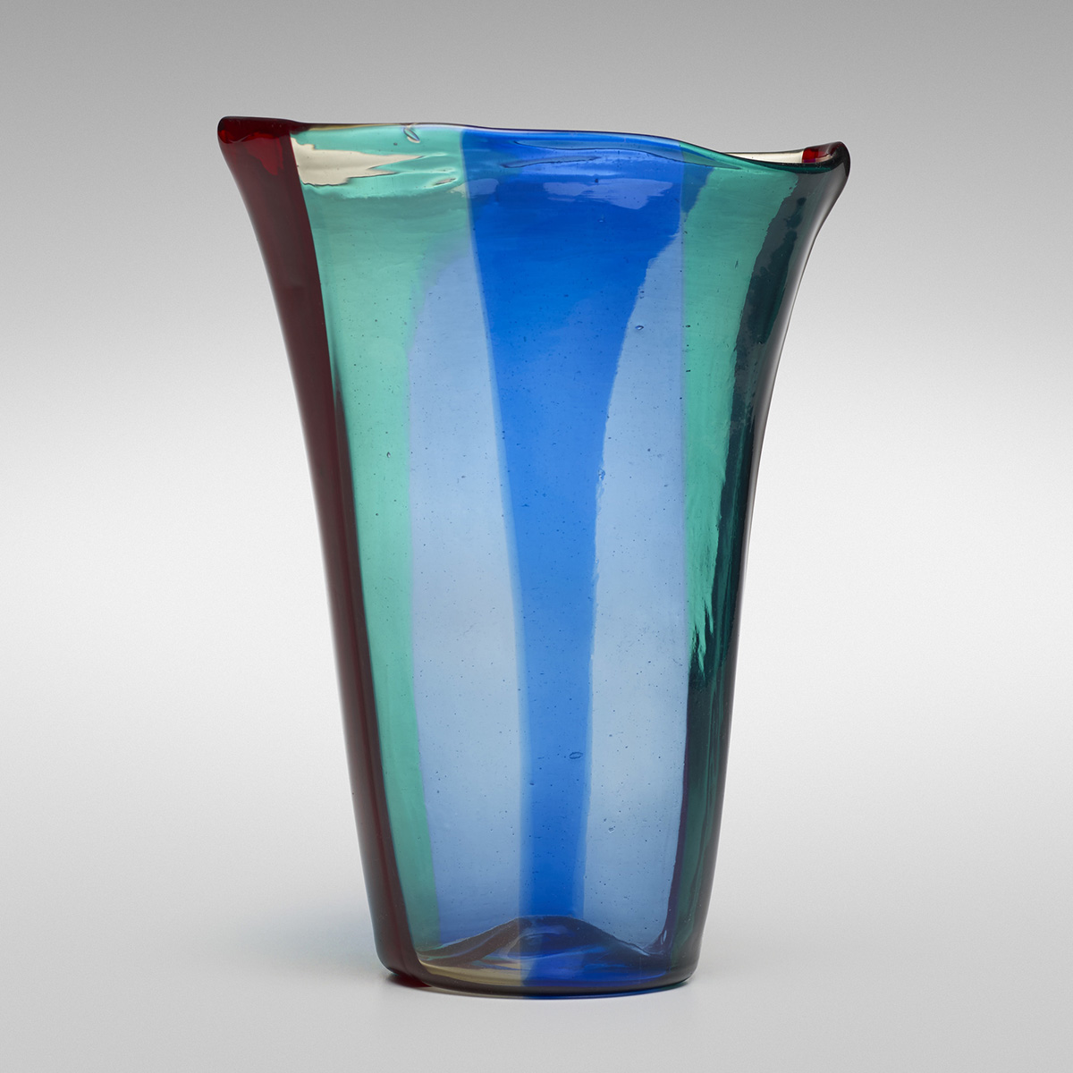 201_1_important_italian_glass_april_2020_fulvio_bianconi_a_fasce_verticale_vase_model_4317__wright_auction