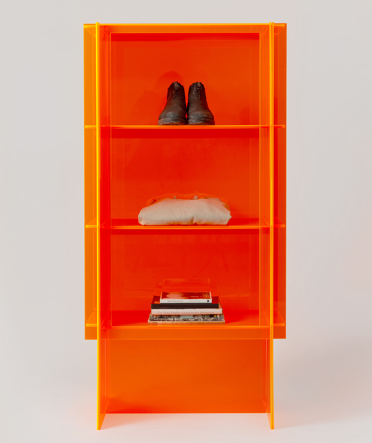 CHOUI_FLUO CABINET_4