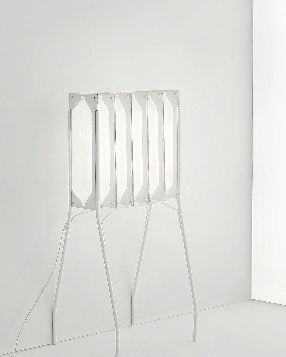 Hui ZHU_Ziinlife_Accordion floor lamp_1