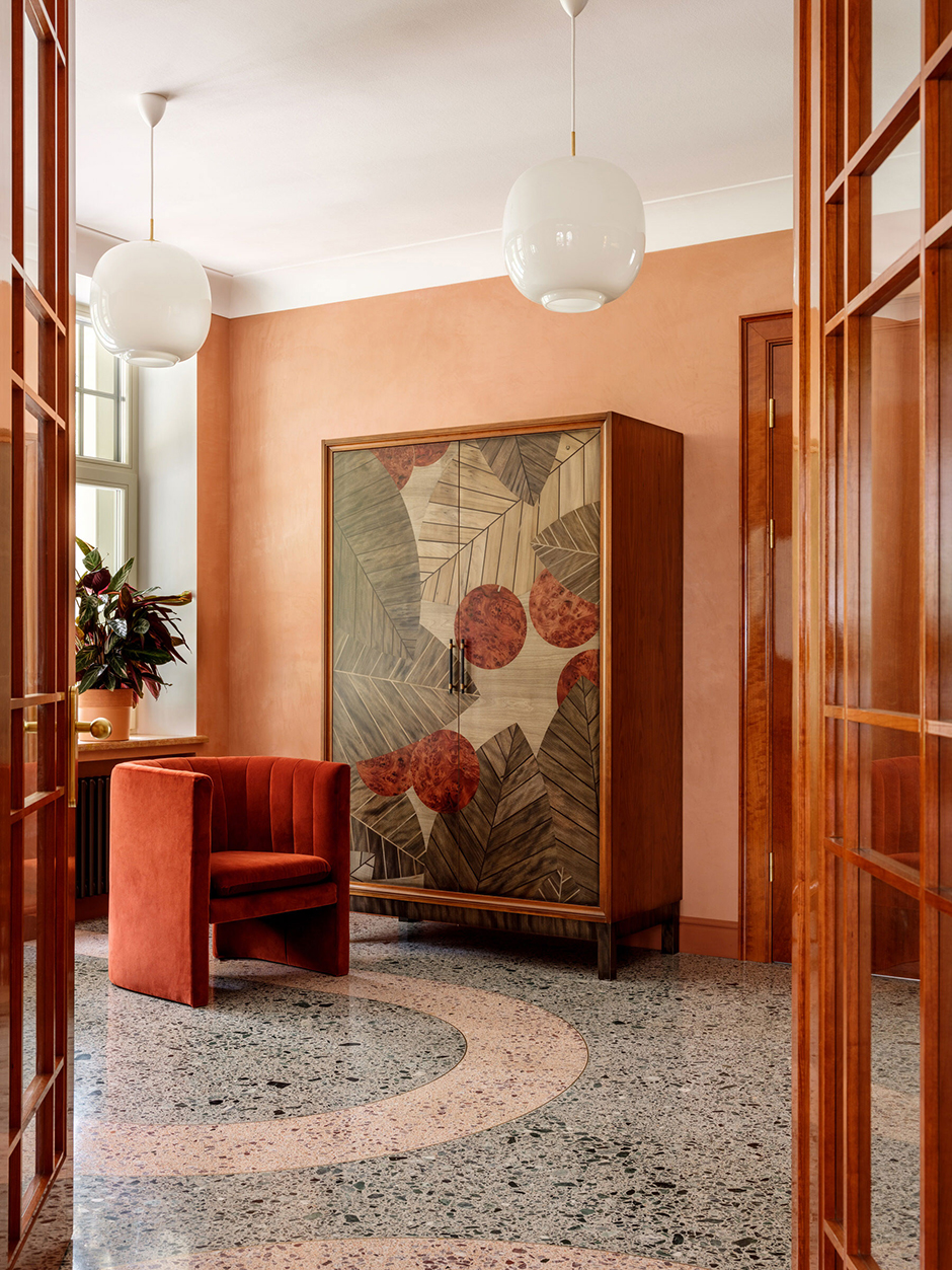 Agnes-Rudzite-Interiors-1930s-Villa-In-Jurmala-Latvia-Heritage-Interior-Photo-Mikhail-Loskutoff-Yellowtrace-11