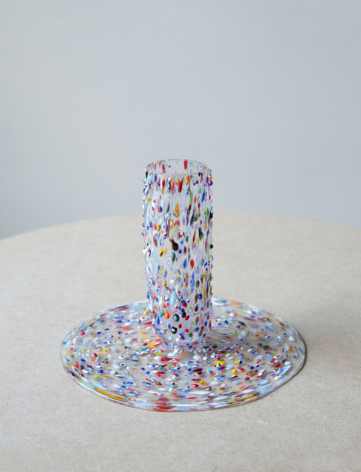 Murano-Canna-candlestick-confetti-03_photo-Marcus-Palmqvist