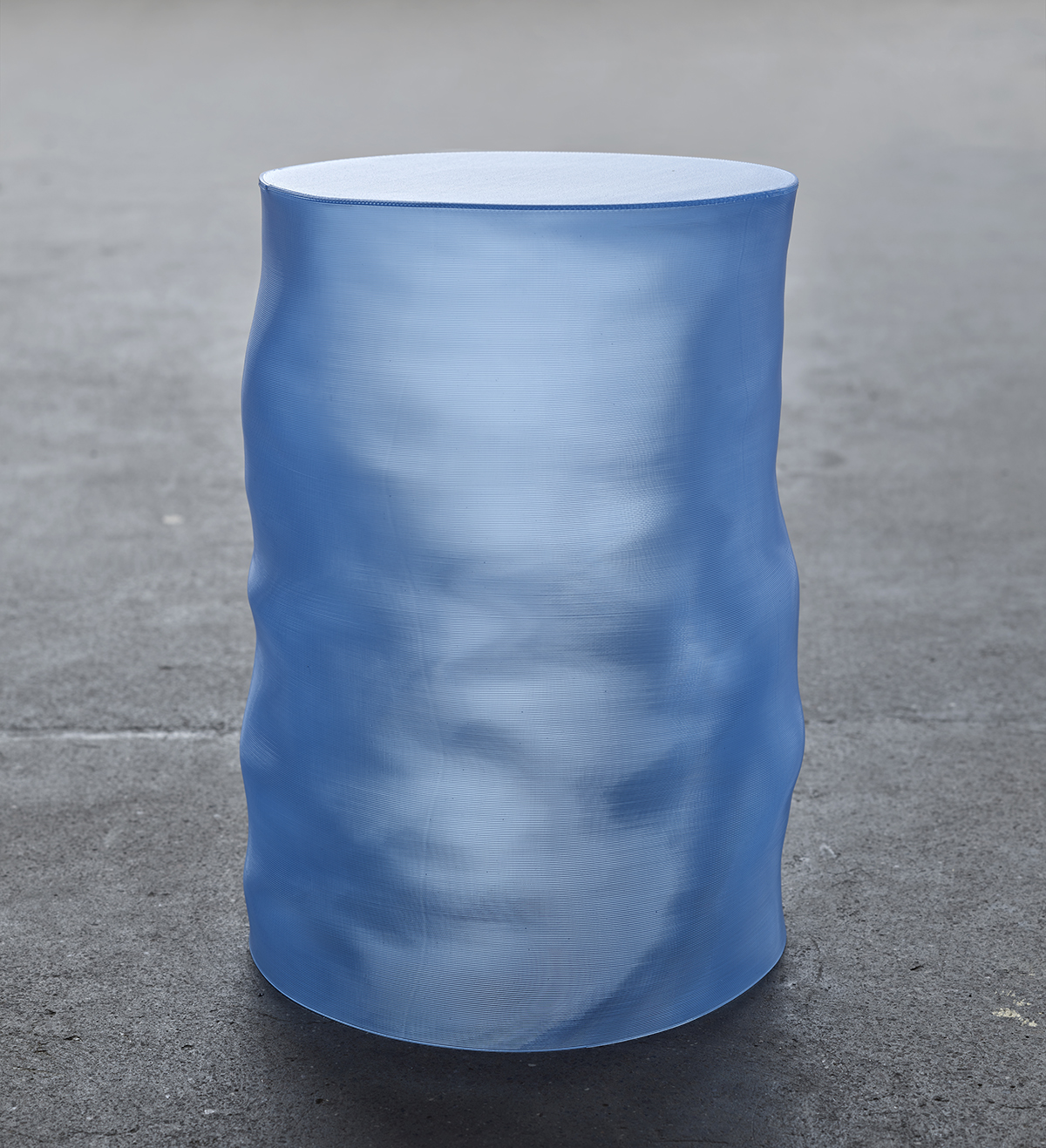 91-92 - Morning Dip Side Table - photo_Anders Sune Berg