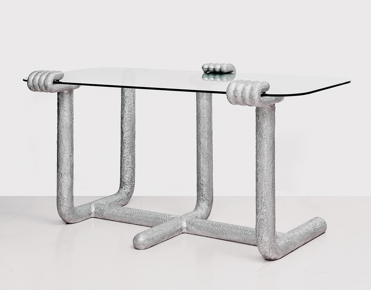 LeeHamkin_paw dinning table