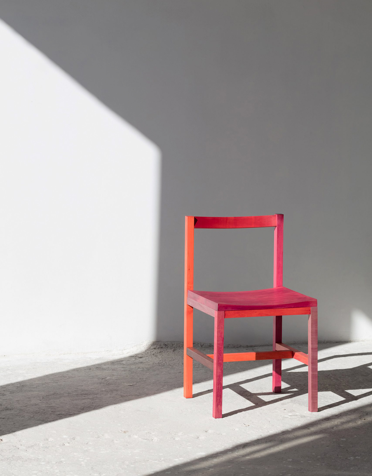 moises-hernandez-grana-chairs-design_dezeen_2364_col_6-scaled