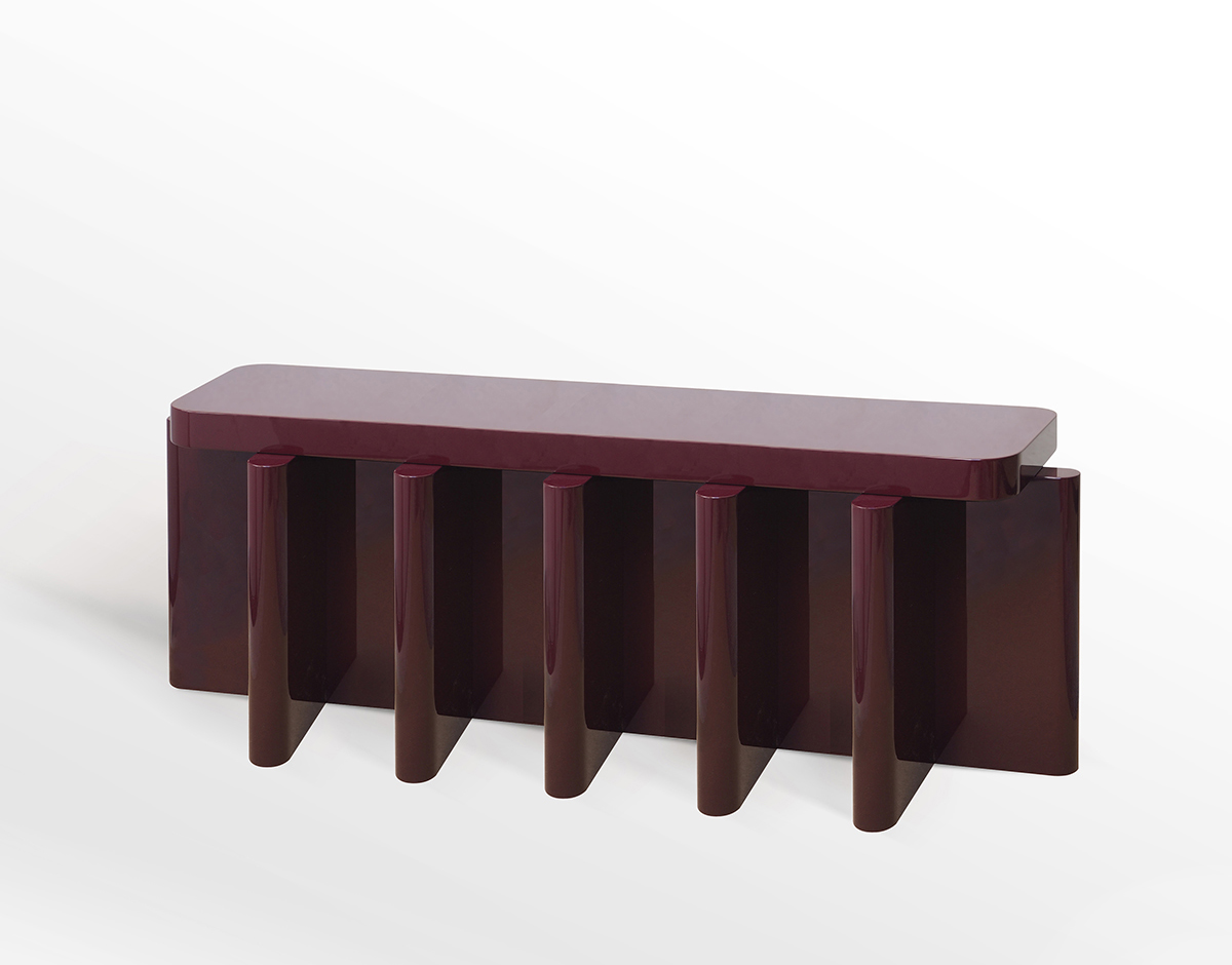 Spina_bench05_bordeaux_HD_vert