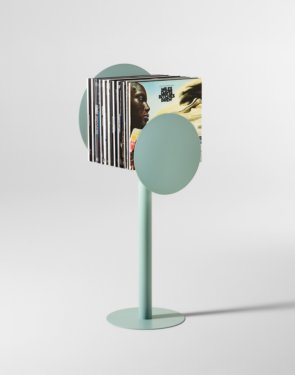 Good-Fortune-Neptune-Vinyl-Stand-Australian-Design-Photo-Haydn-Cattach-Yellowtrace-05