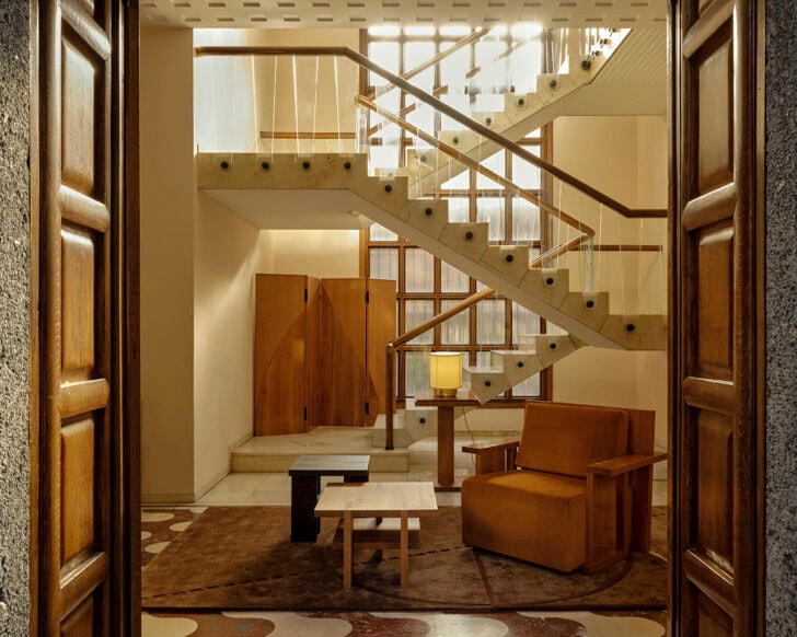 A Modernist Villa Outside Milan Provided the Backdrop for This Stellar ...