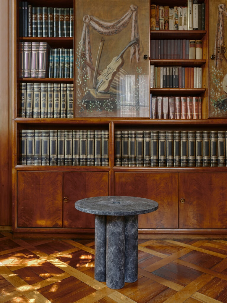 A Modernist Villa Outside Milan Provided the Backdrop for This Stellar ...